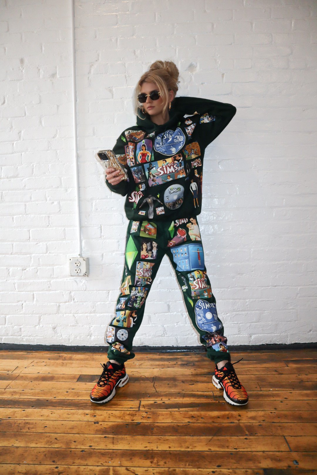 Sims Hoodie – Wild World of AK