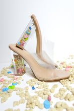 Load image into Gallery viewer, Lucky Charm Heels Size 6.5
